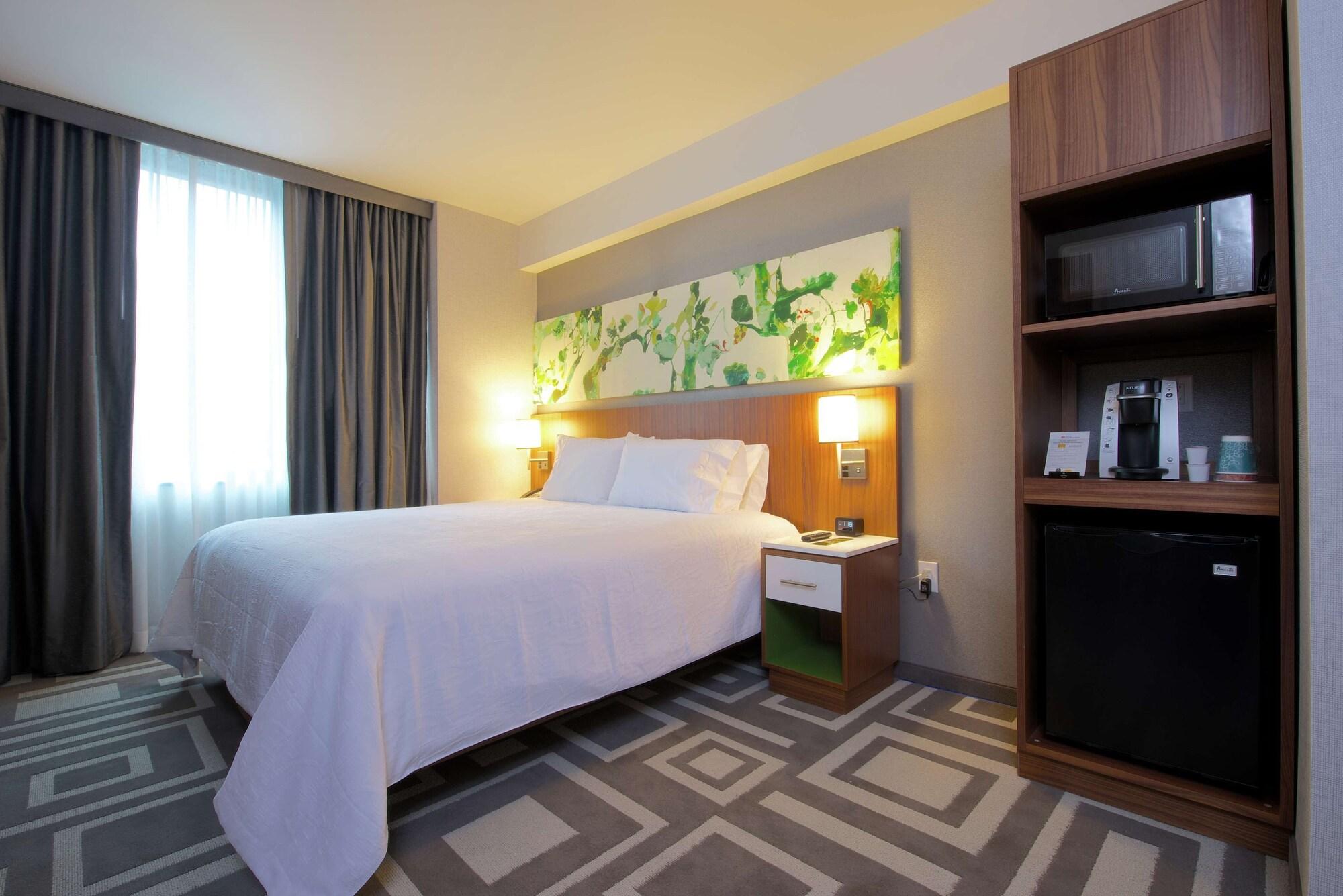 Hilton Garden Inn New York Central Park South-Midtown West Ngoại thất bức ảnh