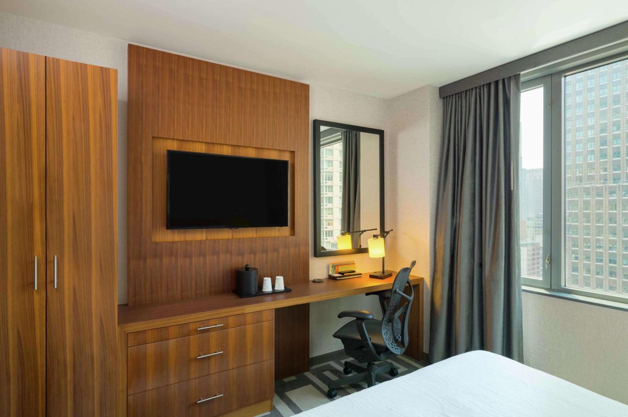 Hilton Garden Inn New York Central Park South-Midtown West Ngoại thất bức ảnh